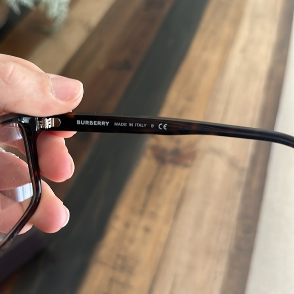 Brand new Burberry frames - Picture 3 of 4